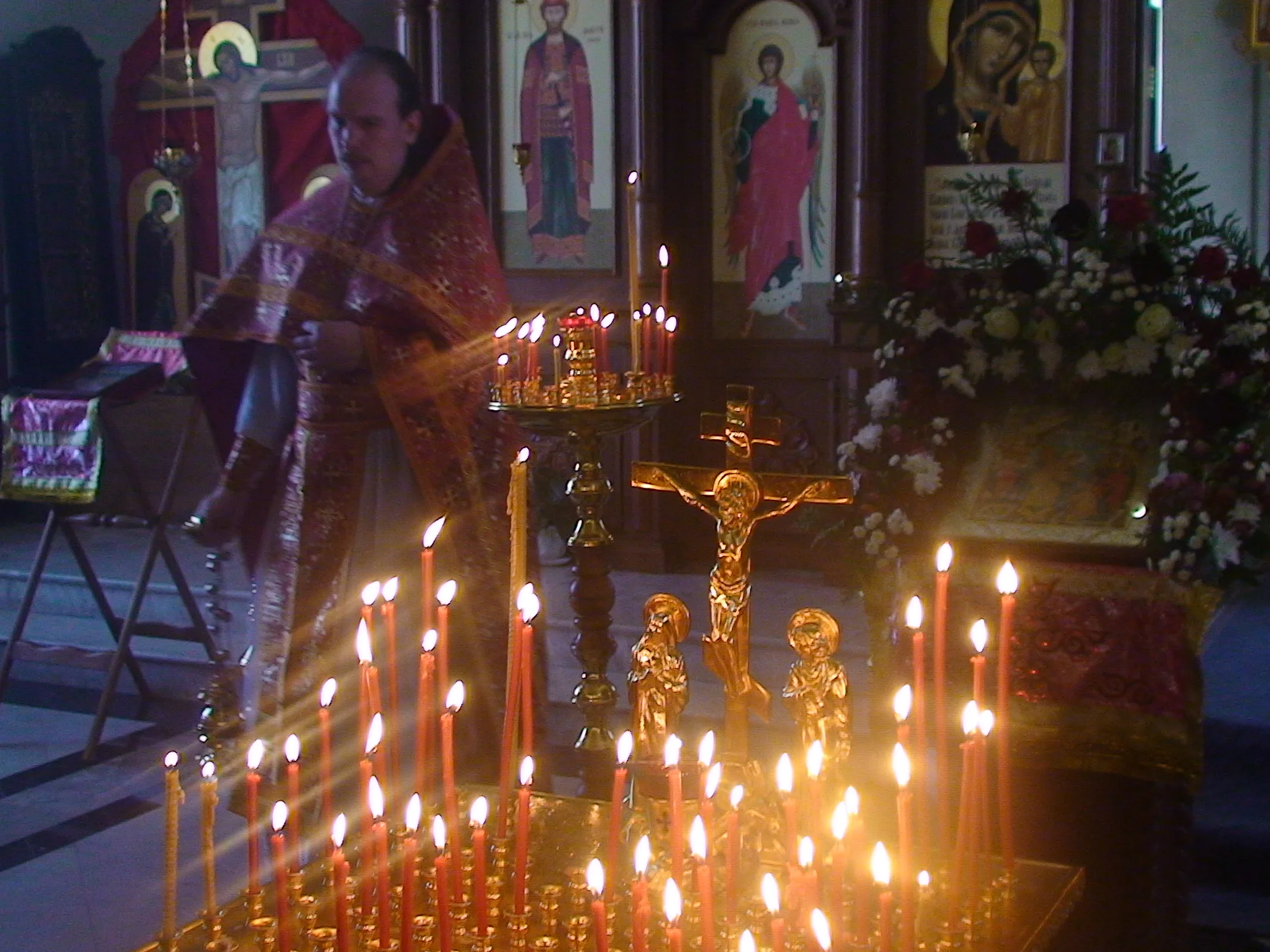 Что делать на радоницу в церкви. Праздник Радуница. Радуница икона. Родительский день. Радоница в храме.