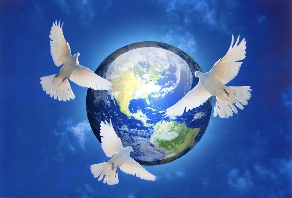 Открытки добро мирного дня. Миру мир. "И на земли мир…". Мир на планете.