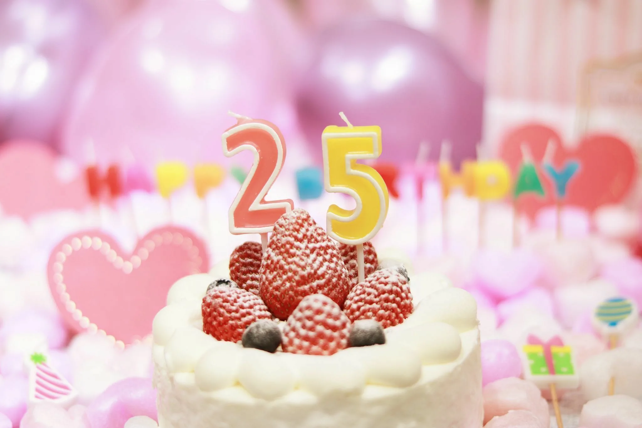 17 лет какой день рождения. Свеча в торт "с днем рождения". Торт с днем рождения!. 32 Года день рождения. Свечи для торта.