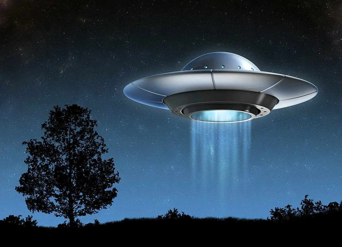Летающие тарелки и пришельцы из космоса. Летающая тарелка UFO 802f. Летающая тарелка «UFO Magico»;. НЛО "летающая тарелка" Губенко. Уфология НЛО.