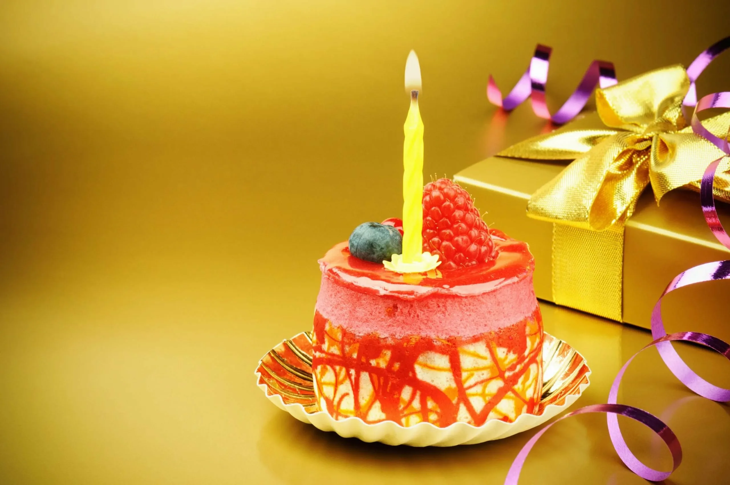 Фото Стихи к подарку торт на день рождения #45