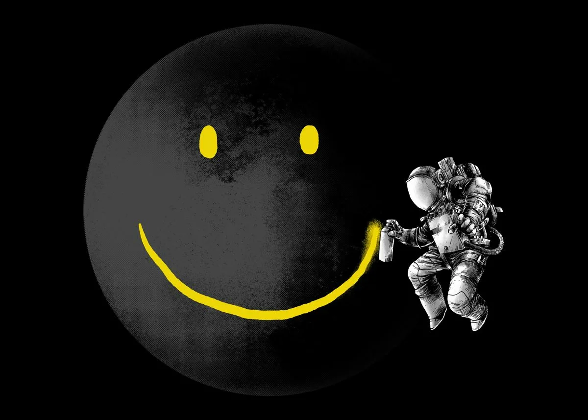 Луна с улыбкой. Улыбающийся смайлик на черном фоне. Улыбка на черном фоне. День космонавтики. Только выйдет луна я опять не здоров