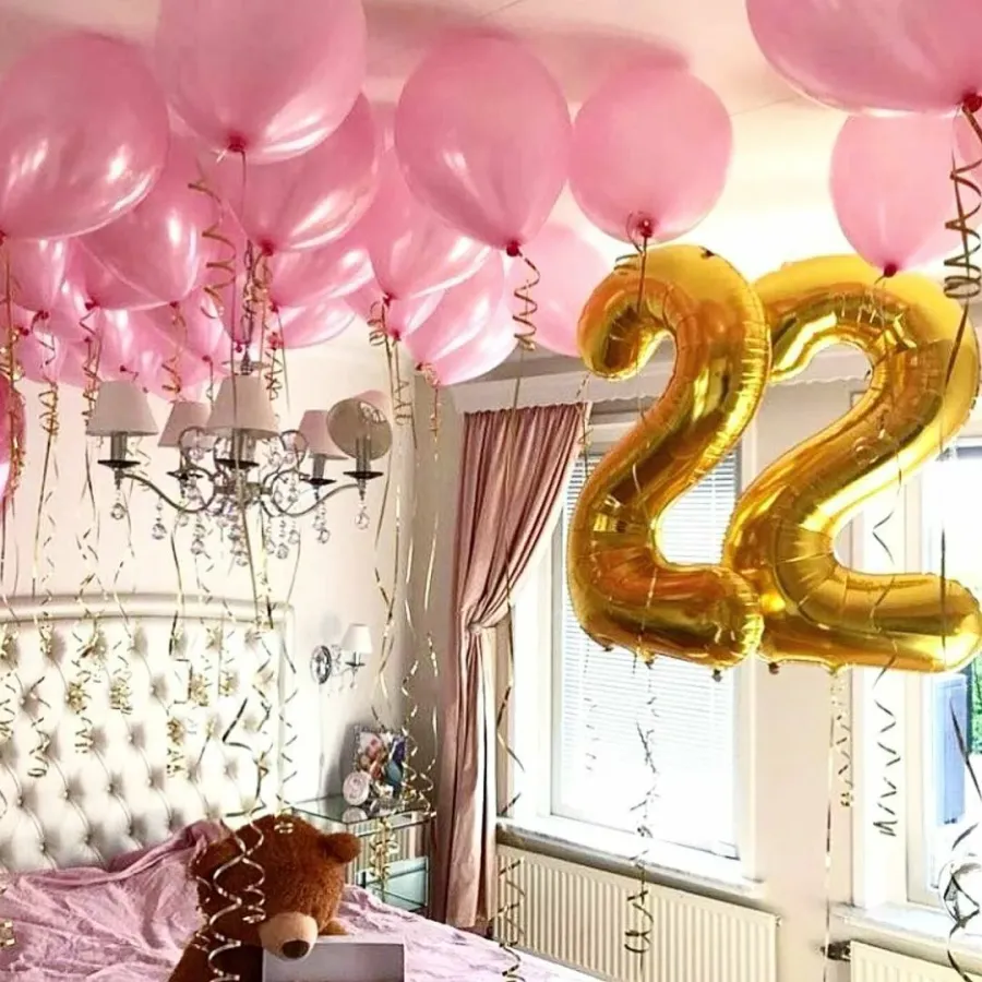 Поздравления с днем рождения 22 года девушке. Шары с днем рождения. Красивые шары на день рождения. Украшение комнаты шарами. С днём рождения шарики.