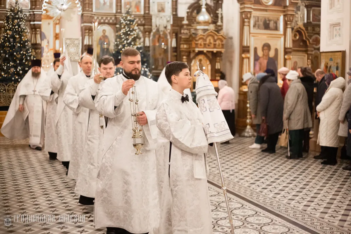 Служба на обрезание господне. Праздничное богослужение. Собор. Митрополит Антоний. Обрезание Господне богослужение.