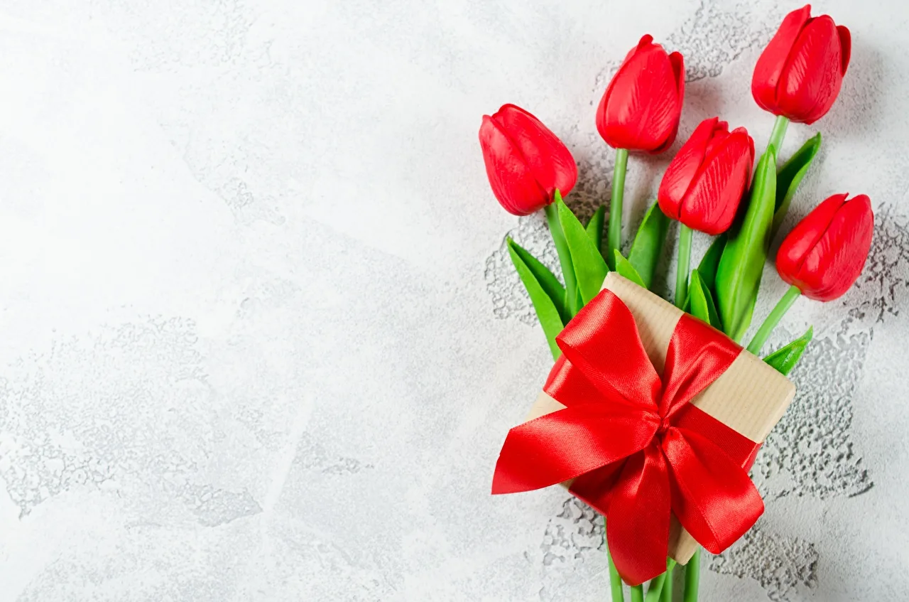 Фото Стихи к подарку тюльпаны #43