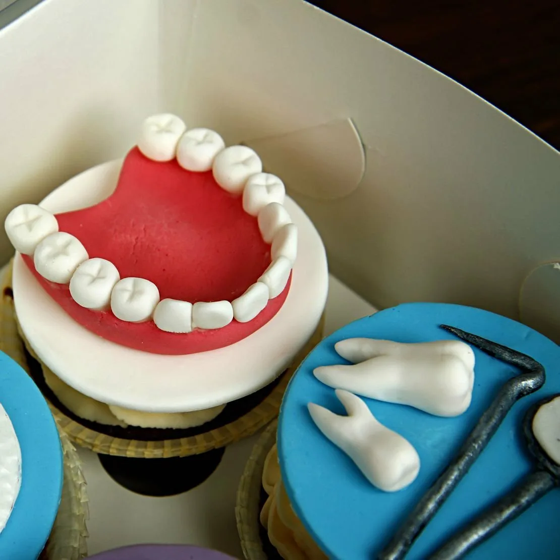 Фото Поздравление с днем рождения стоматологу женщине #92