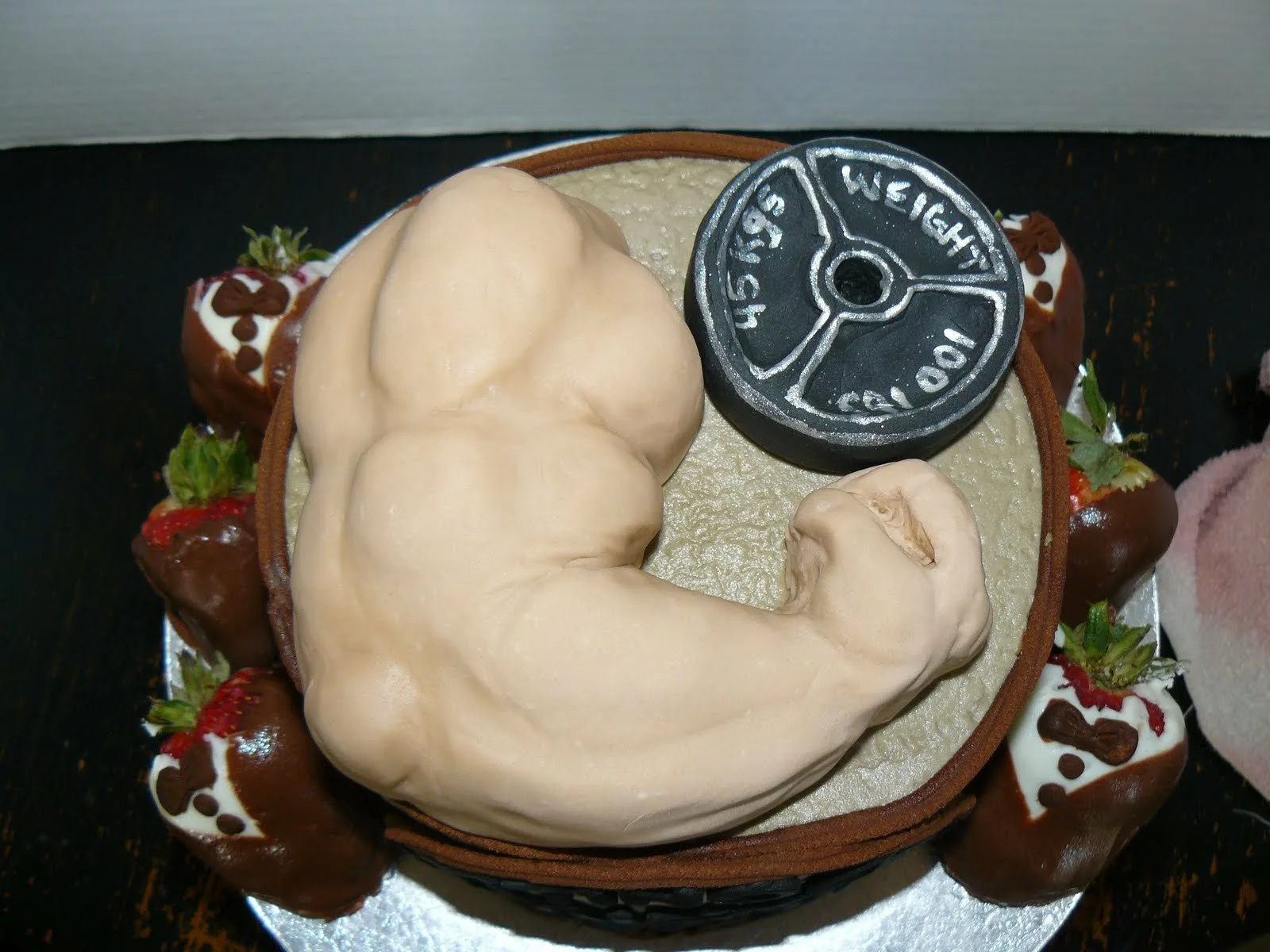 Фото Happy birthday greetings to a jock (bodybuilder) #12