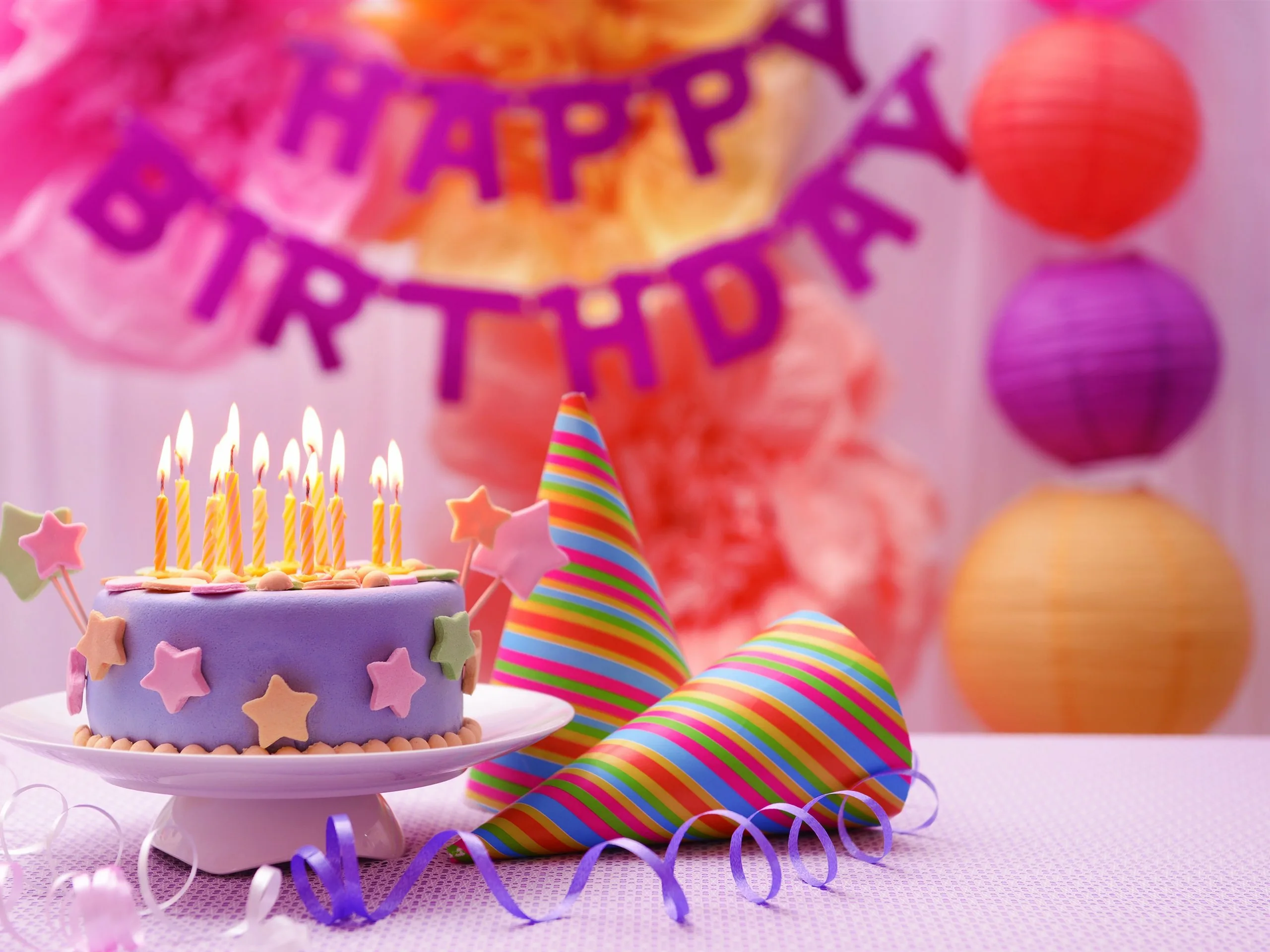 26 картинка день рождения. С днем рождения. Тортик с днем рождения. Открытка с днём рождения торт. С днем рождения торт и цветы.